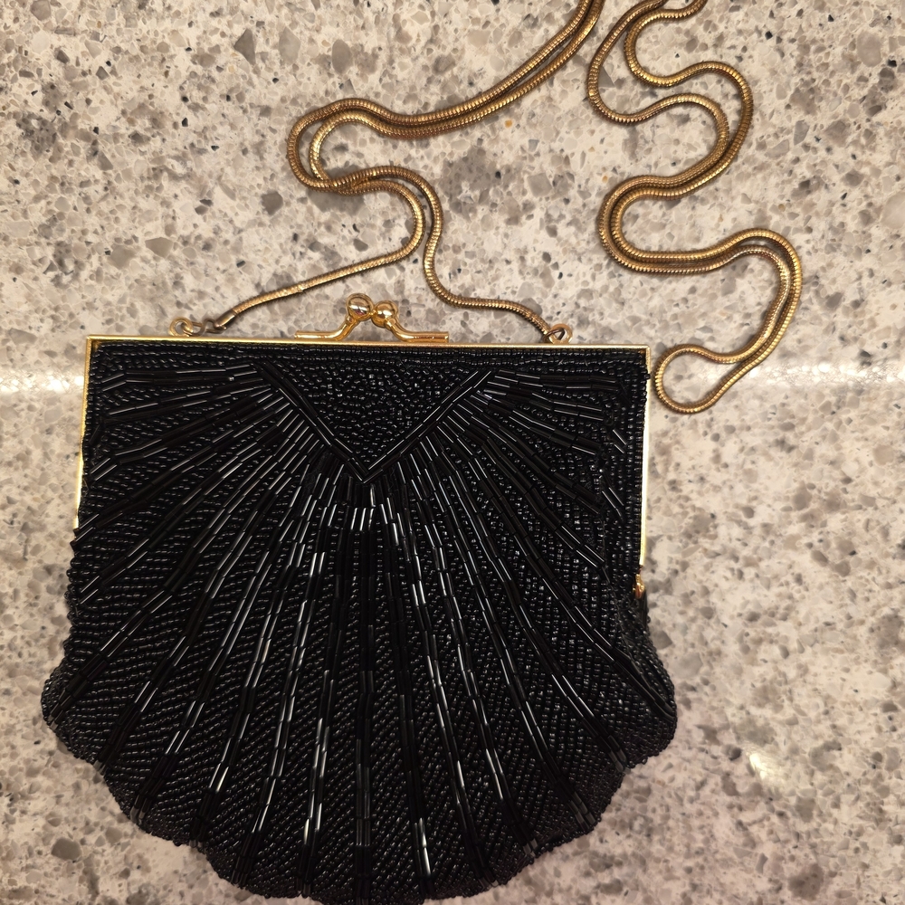 Vintage Carolyne Barton Beaded Shell Purse w/ Chain